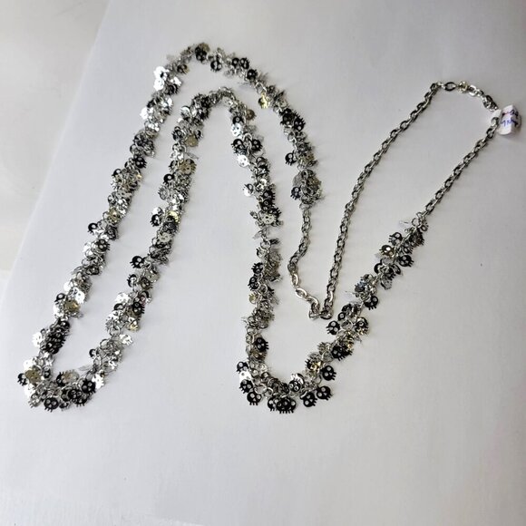 Skull Charm Long Necklace - Picture 5 of 7